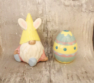 Sitting Easter Gnome & Egg Salt and Pepper Shaker