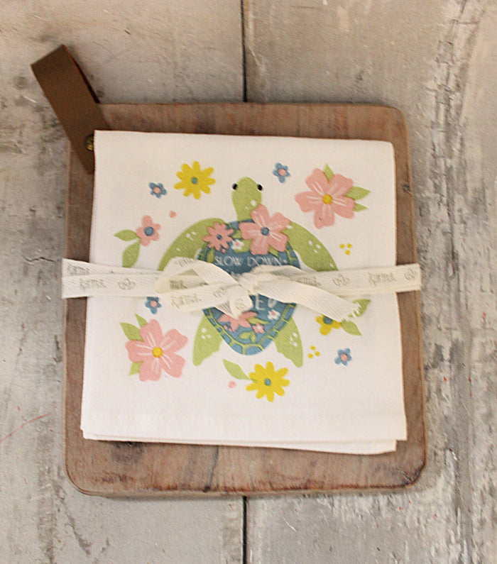 Decorative Turtle Tea Towel with Wood Trivet