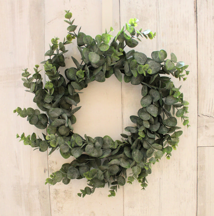 22" Eucalyptus Wreath